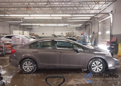 2012 Honda Civic Lx z USA, uszkodzony, nr VIN 2HGFB2F51CH518218